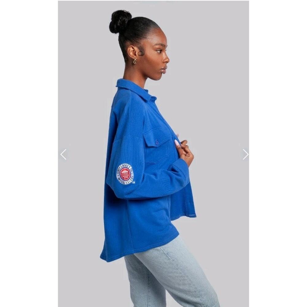 Women's University of Mississippi Ole Miss MBA Shirt Jacket - Medium NWT - Picture 3 of 4